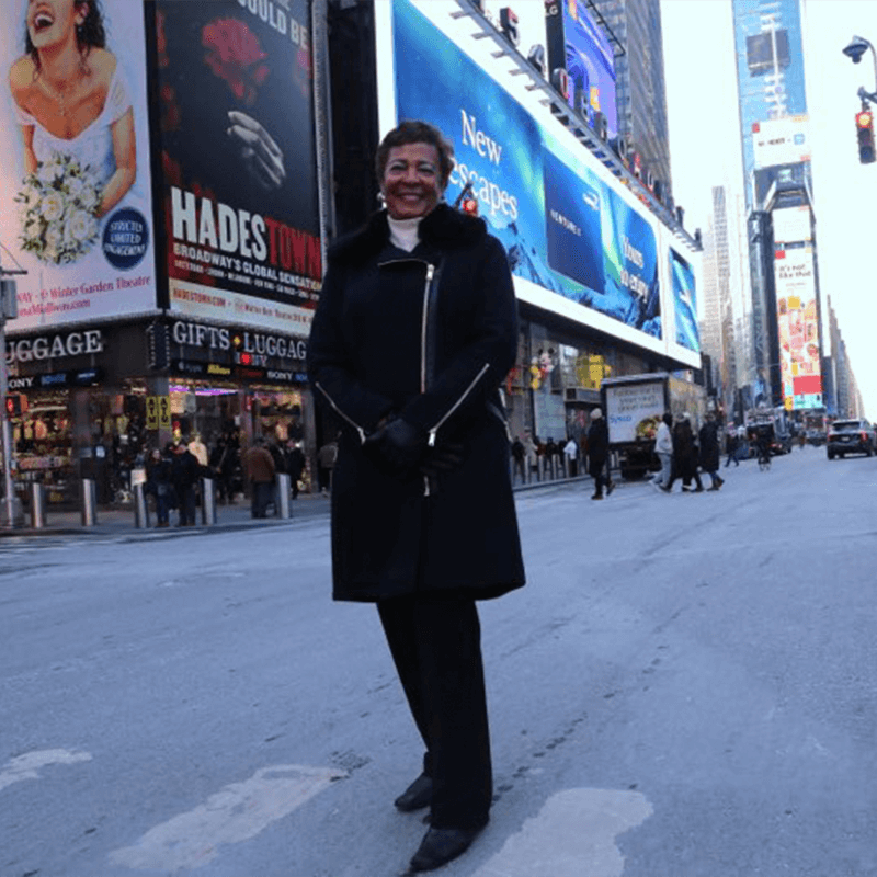 6100e304da794eefba42cd161d9328e9